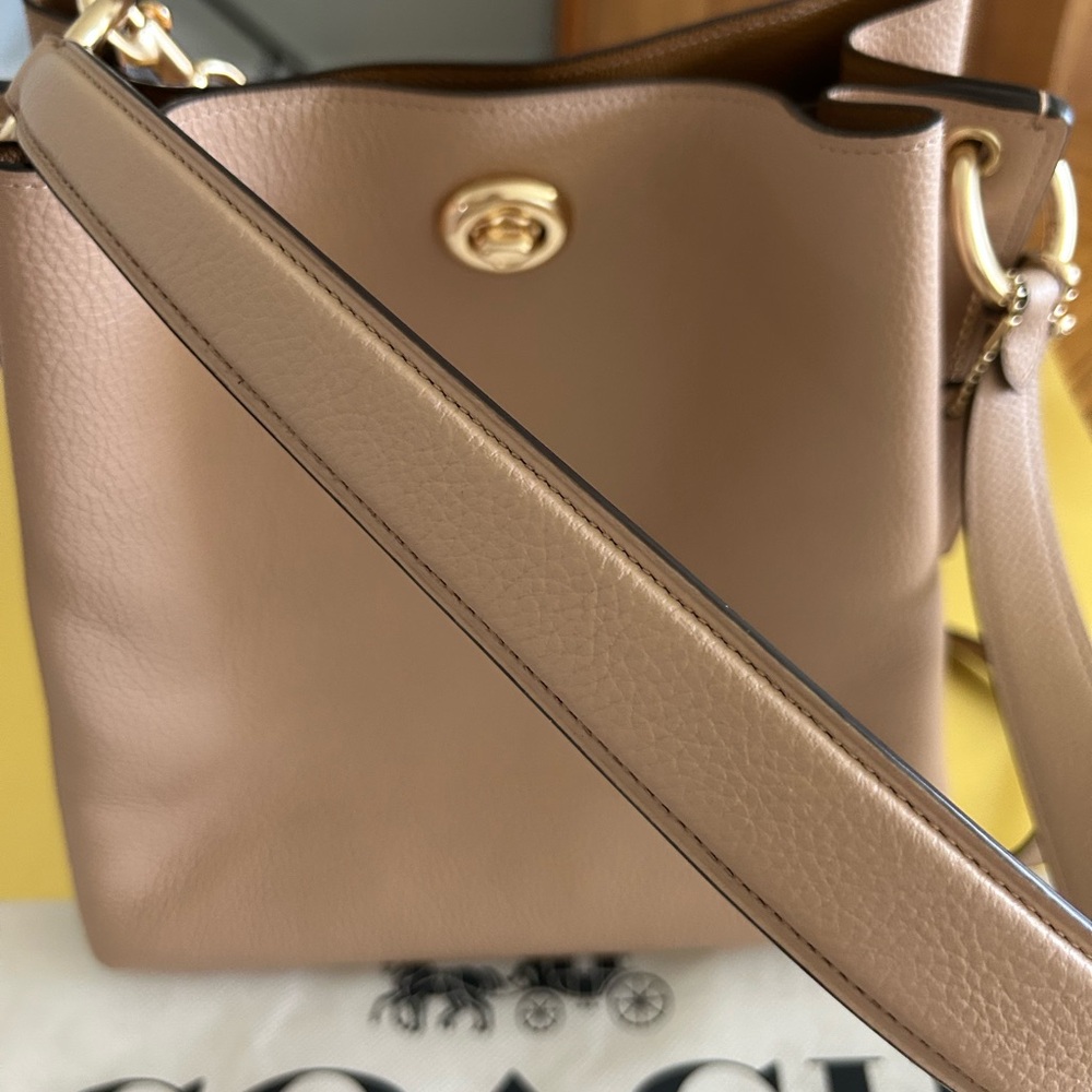 Like New Coach Willow Elegant Blush Pink Leather Shoulder Bag - Picture 1 of 12
